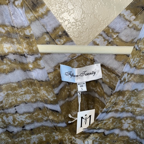 Fifteen Twenty 100% Silk Double V-Neck Top — Gold & Silver Marbled Print - Picture 5 of 9